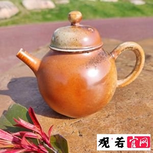 柴烧紫砂茶壶保养与维护:如何修复损坏的壶面?