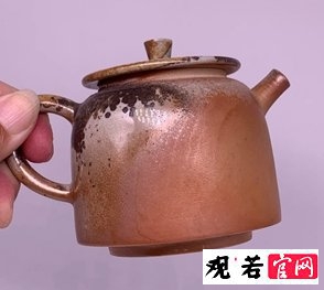 "寻觅济南顶级柴烧紫砂壶店,享受奢华的茶道体验"