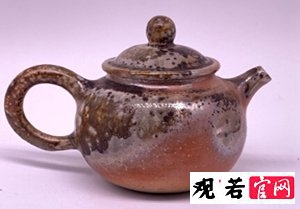 探寻柴烧紫砂壶开壶的多种方法：如何开启壶中世界