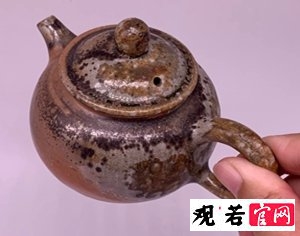 朱泥柴烧紫砂壶的使用与养护：打造完美茶艺伴侣