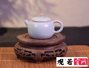 去除柴烧紫砂壶土腥味：重塑清香茶艺之旅