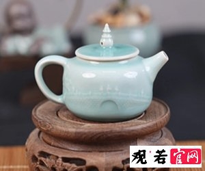 柴烧紫砂壶与茶垢清洁剂：为何不可共存的原因