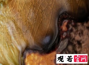 观若柴烧紫砂壶第一要素是料子,好料子壶才能养出好看的包浆感,您觉得呢