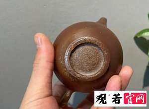 品茗之乐:观若柴烧紫砂壶与茶叶的完美配合
