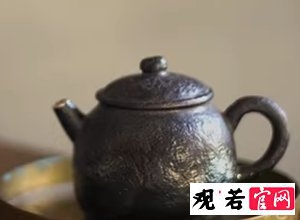 新观若柴烧紫砂壶保养原则知识!